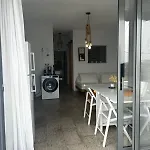 Petrino Minimal Ferienhaus *