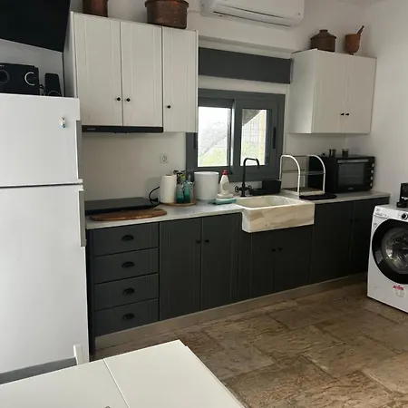 Ferienhaus Petrino Minimal Dhendra