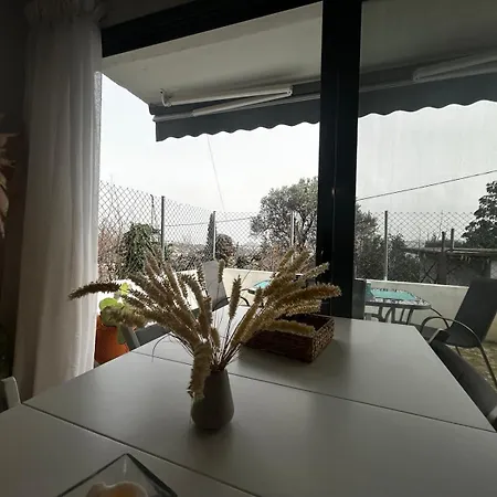 Petrino Minimal Nyaraló *